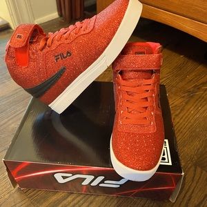New Girls Fila Hightop Red